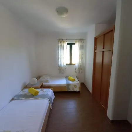 Apartment Ozzy