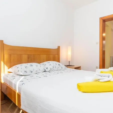 Apartment Ozzy Biograd Na Moru