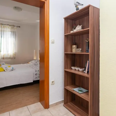 Ozzy Apartment *