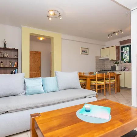 Apartment Ozzy *