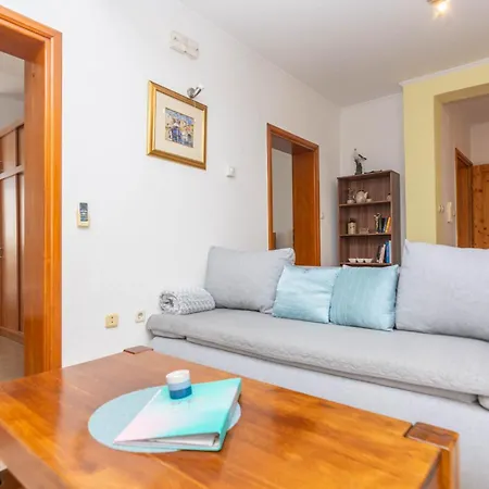 Apartment Ozzy *