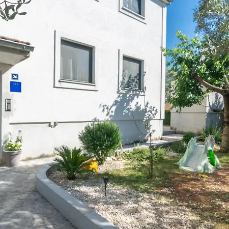 Ozzy Apartment Biograd Na Moru