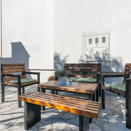 Apartament Ozzy *