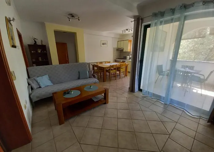 Ozzy Apartment *